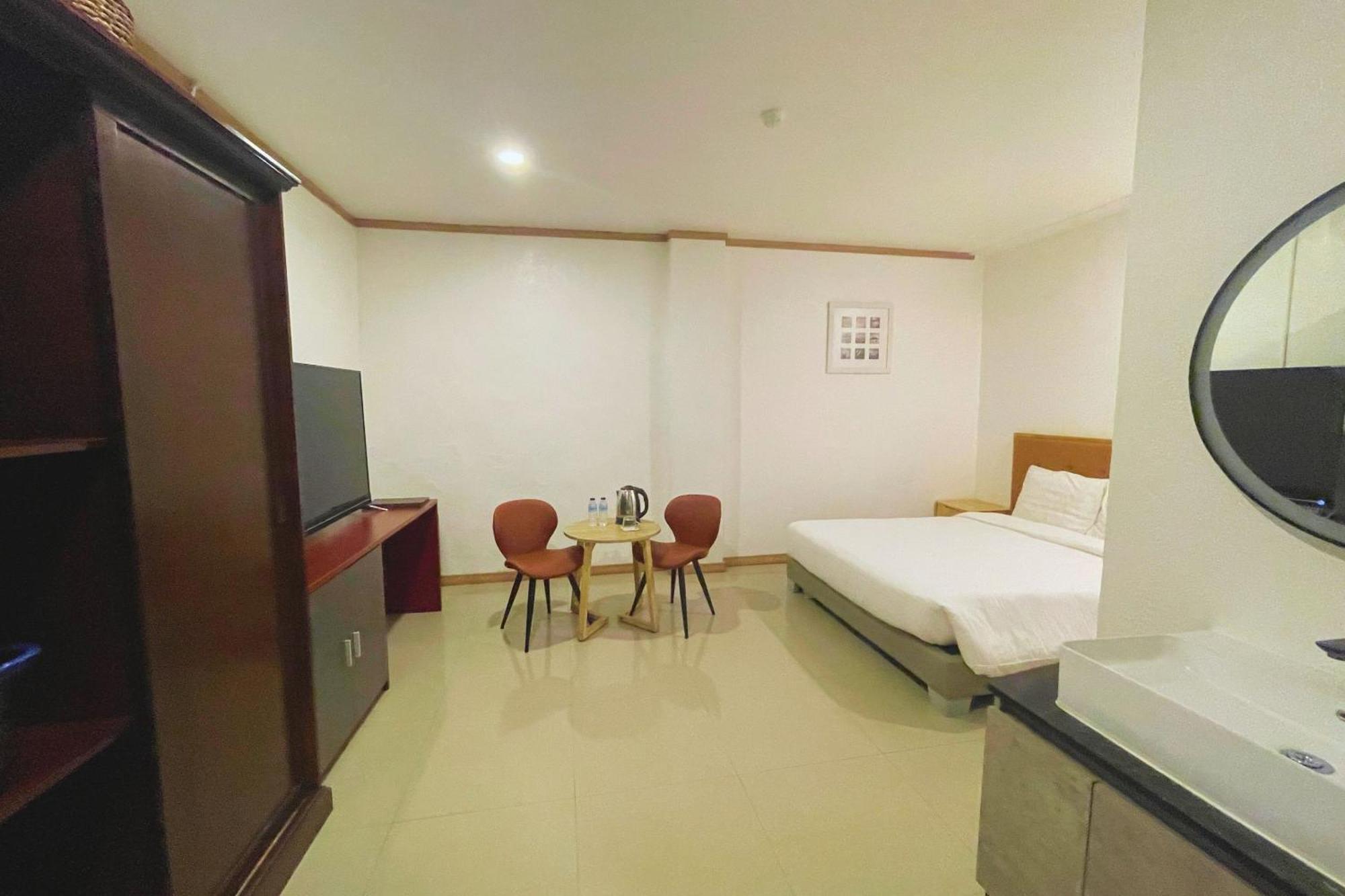Hotel Halo Angeles City Rum bild