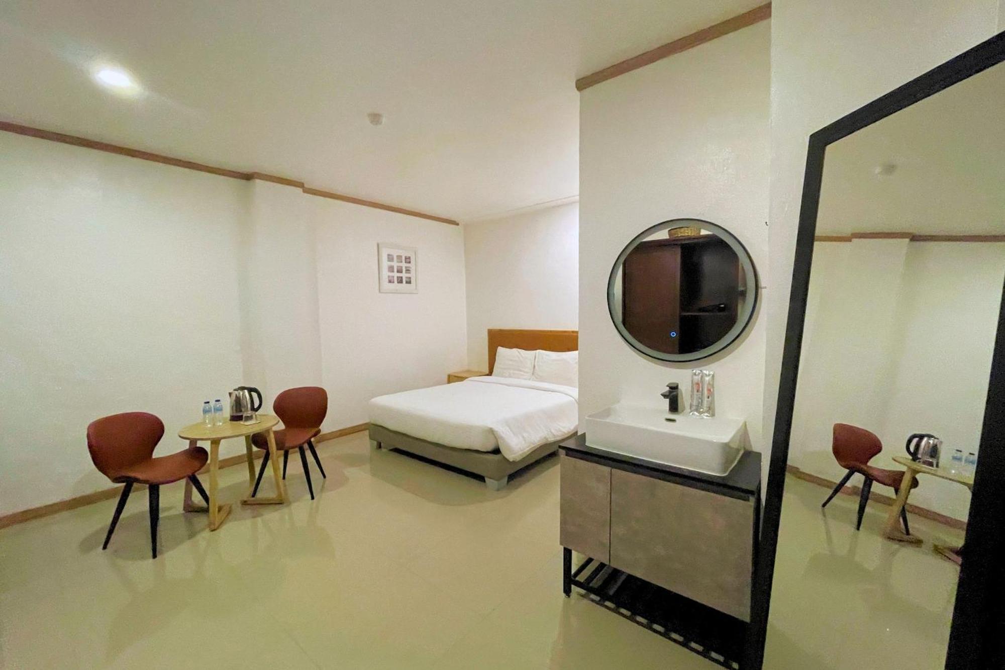Hotel Halo Angeles City Rum bild