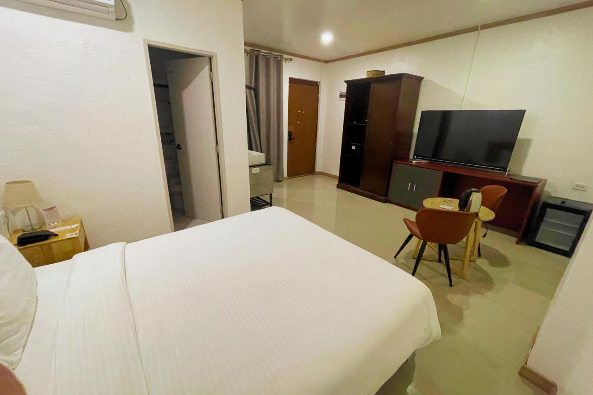 Hotel Halo Angeles City Rum bild