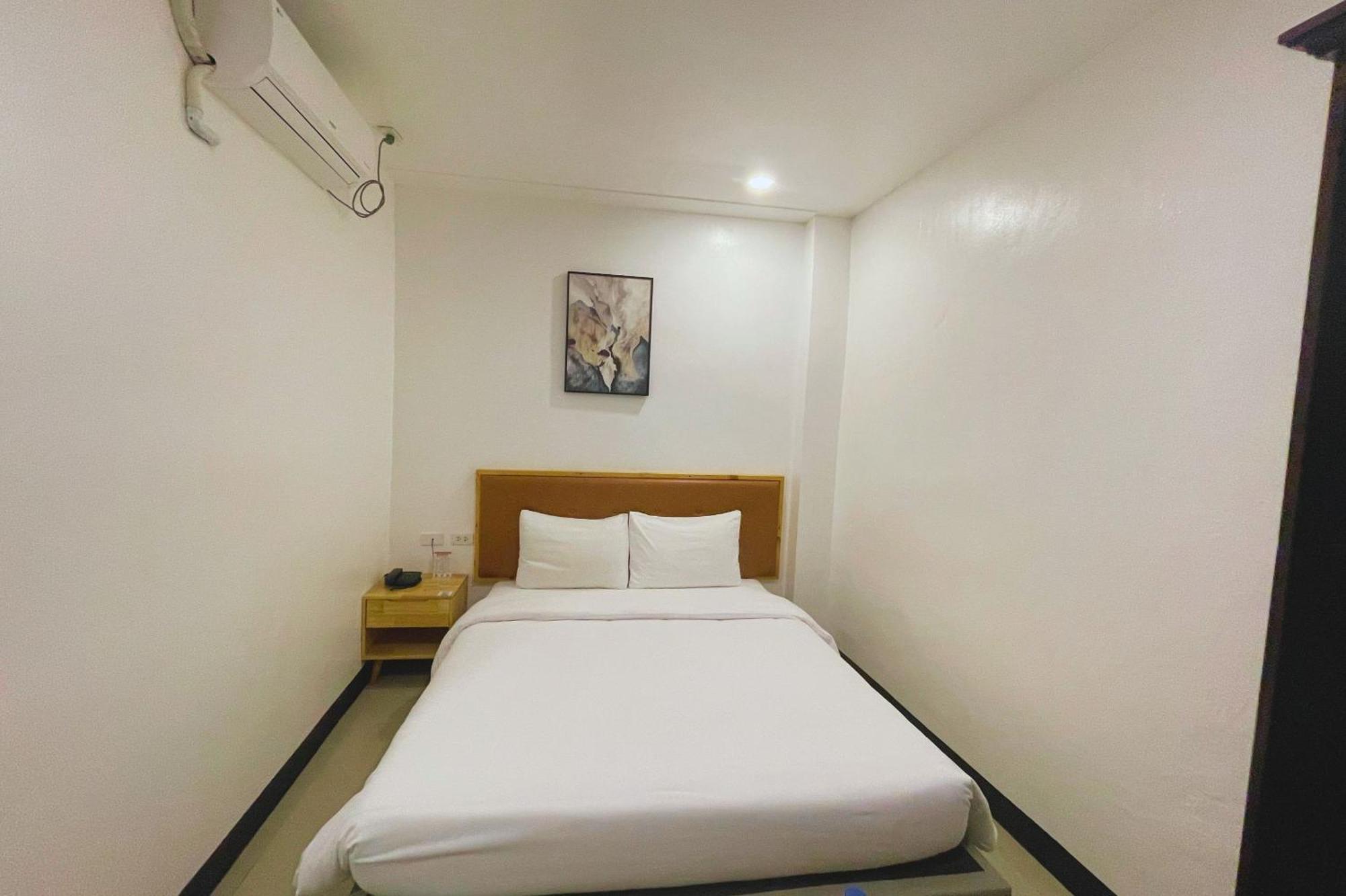 Hotel Halo Angeles City Rum bild