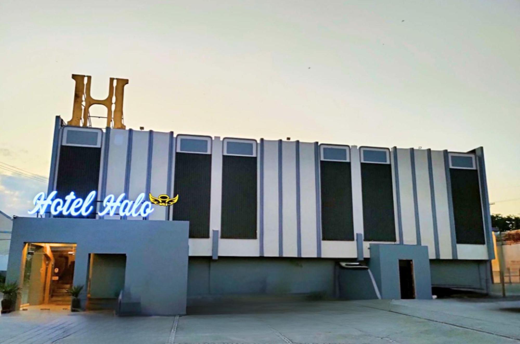 Hotel Halo Angeles City Exteriör bild